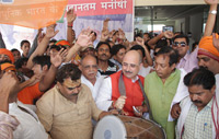 Varanasi Celebrating the Victory with Mayor R G Mohley & Spokesperson Ashok Pandey